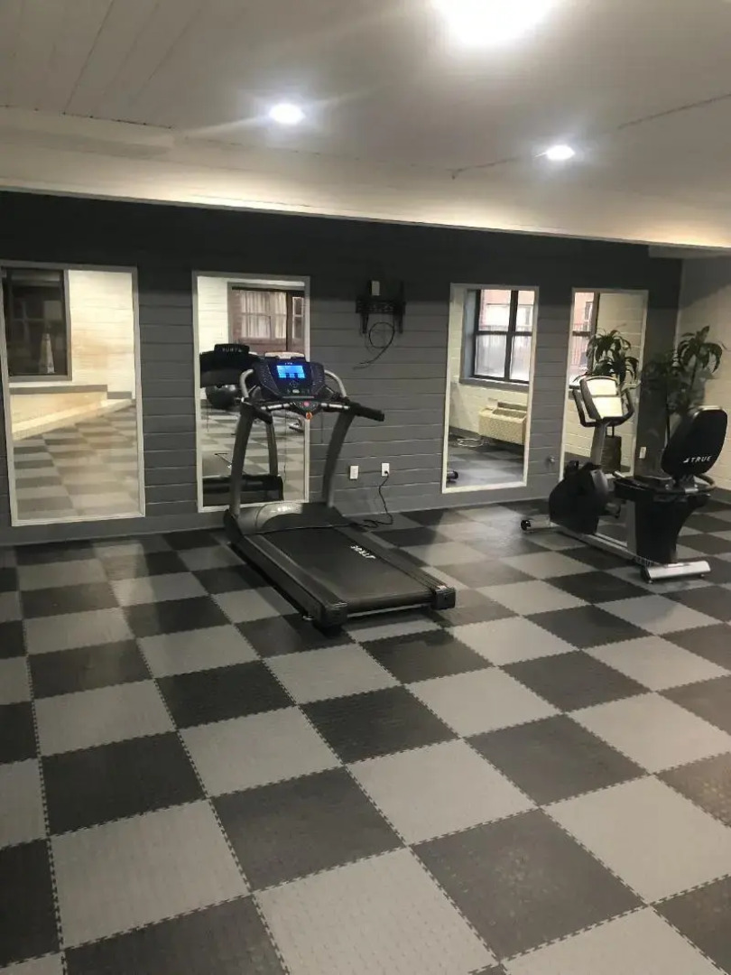 Red Roof Inn & Suites Lexington - Hamburg