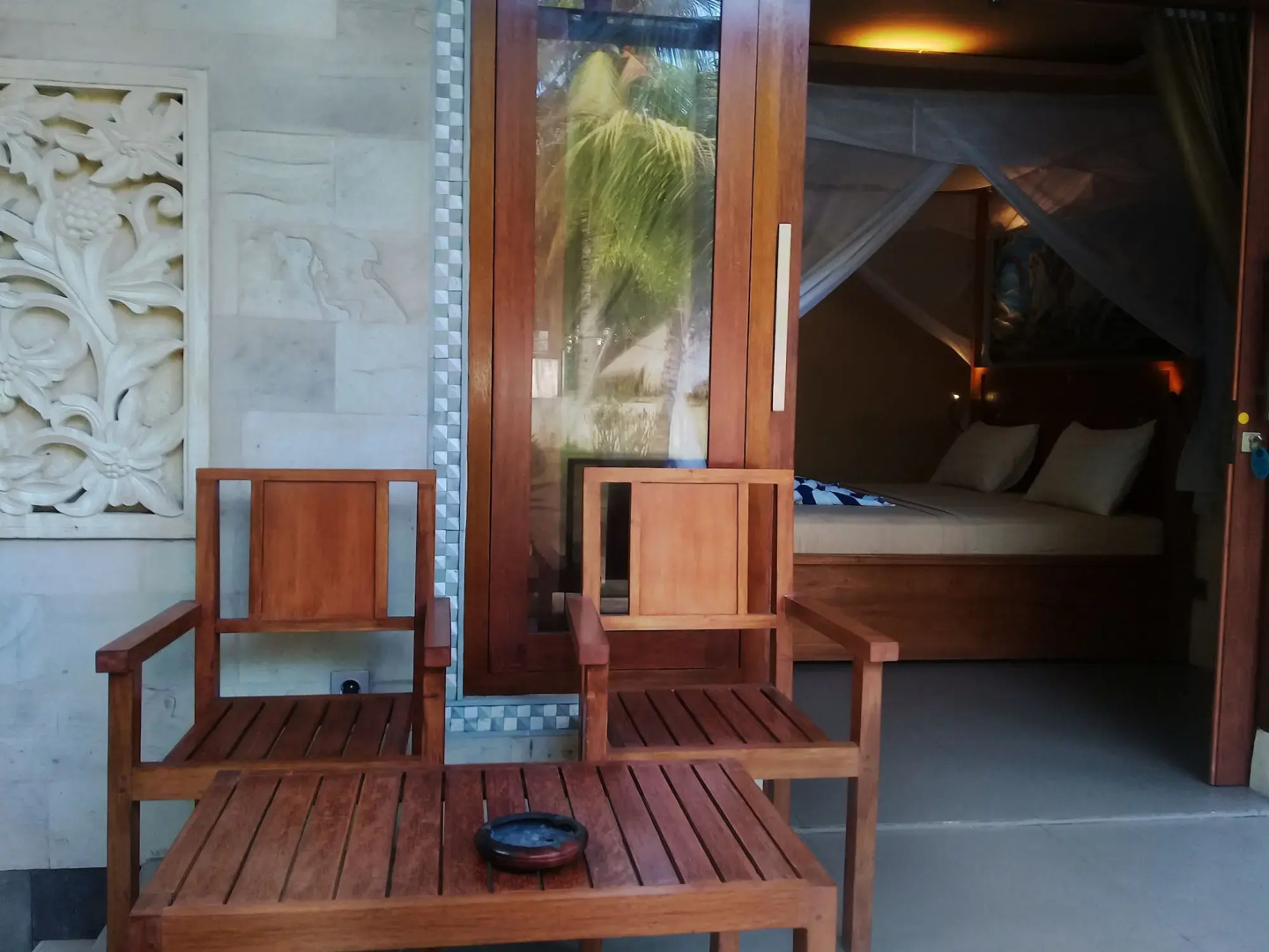 Pelangi Cottage and Bar