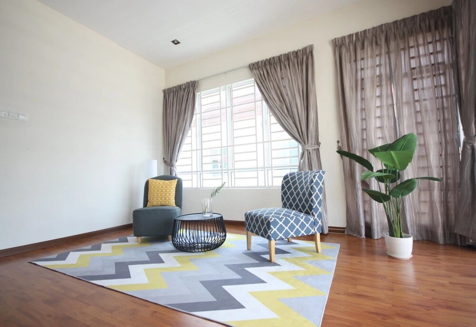 6BR Modern Series Courtyard Terrace