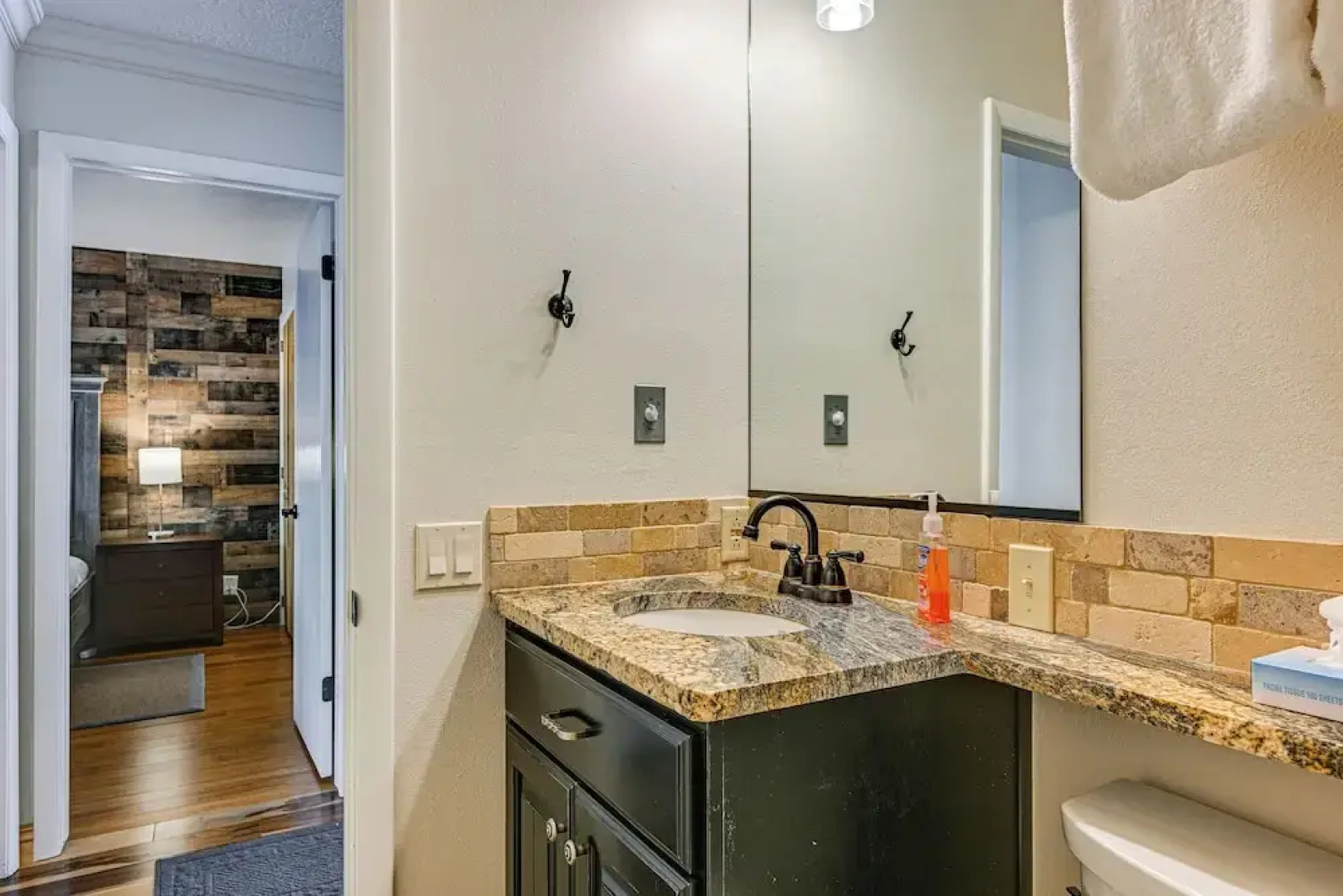 Walk to Giant Steps: Mtn Retreat w/ Hot Tub Access