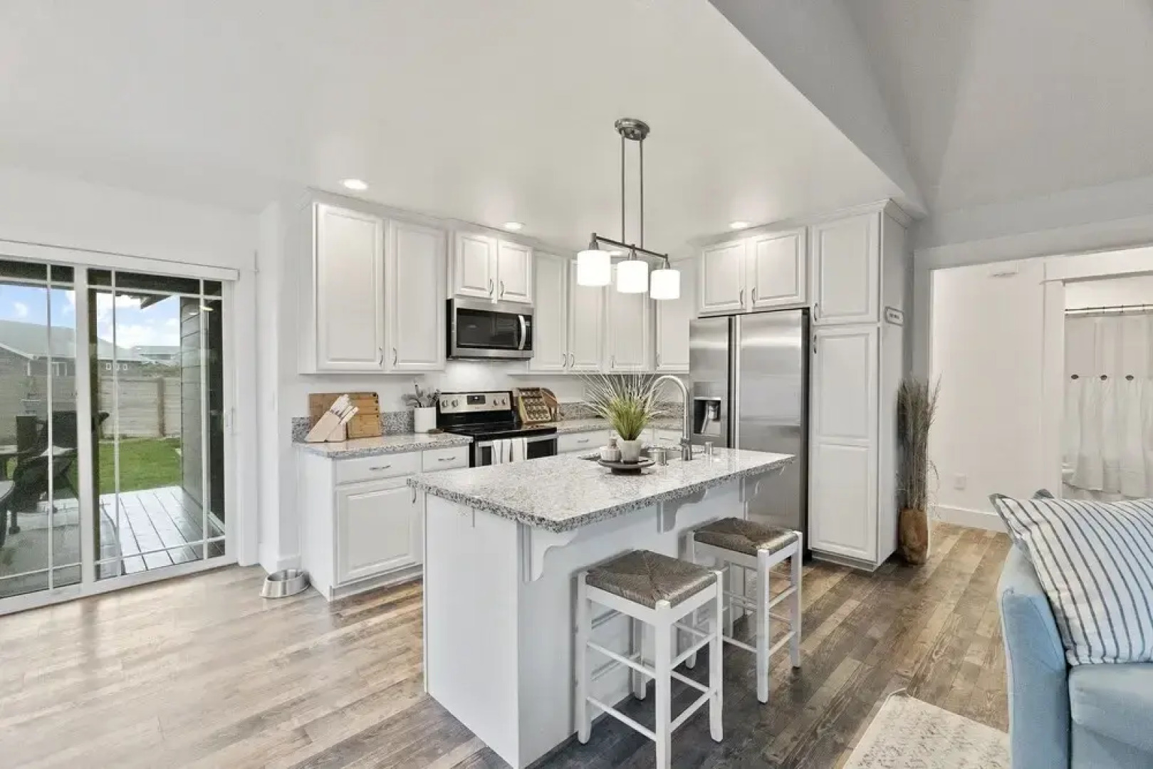 Beach Walk Cozy Cabin - Short walk to beach