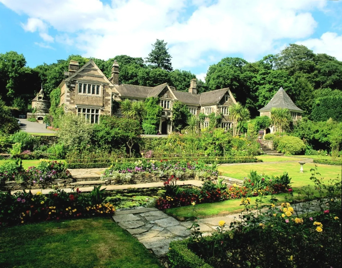 Lewtrenchard Manor Hotel