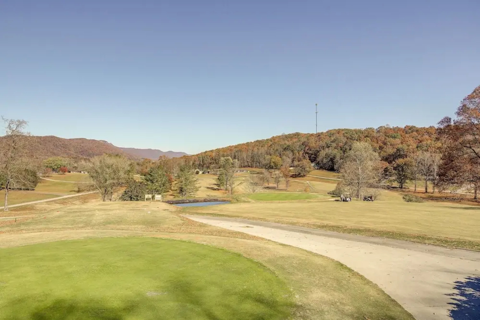 Lafollette Home: Community Pool & Mountain Views!