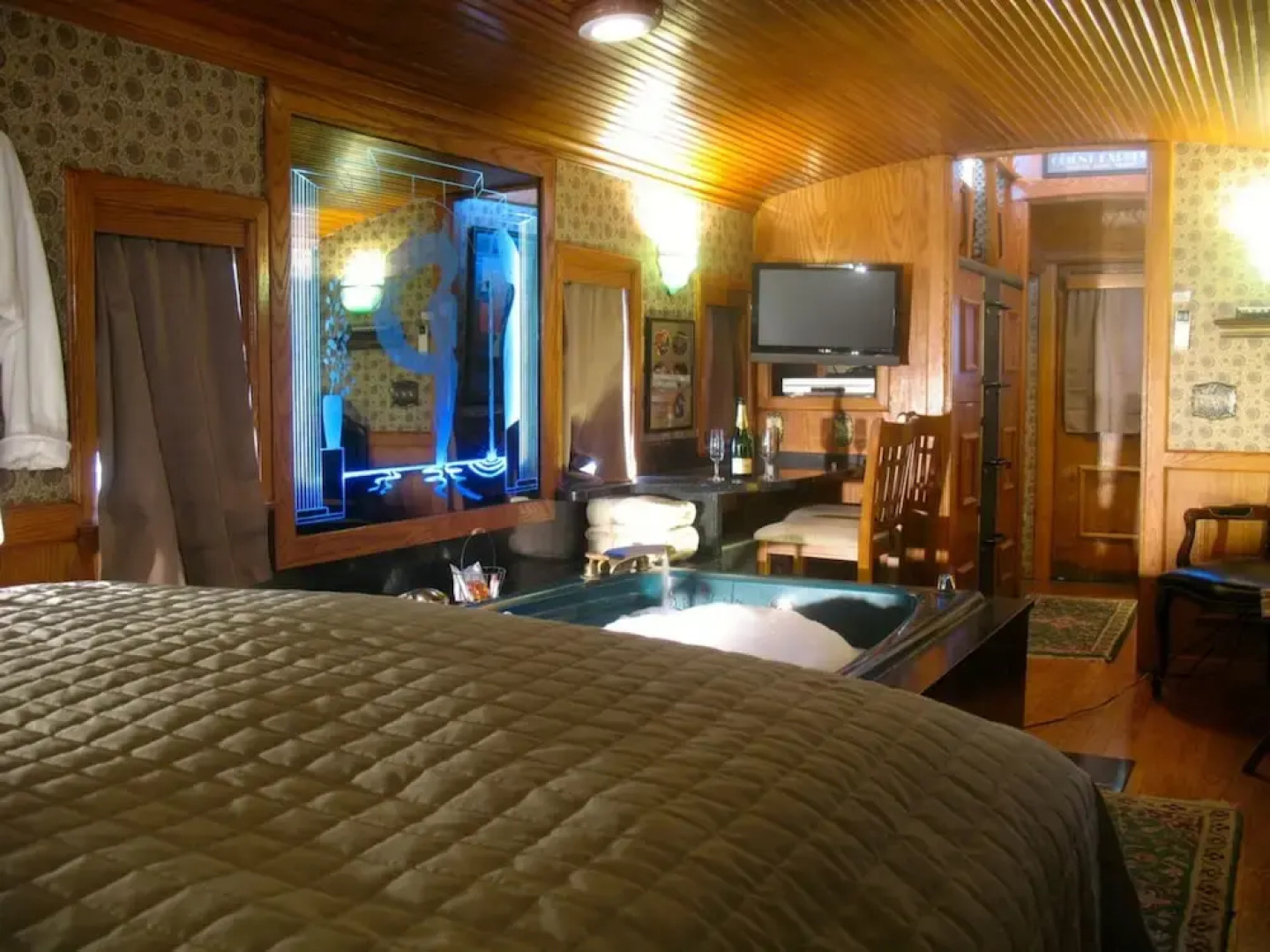 Featherbed Railroad B&B Resort