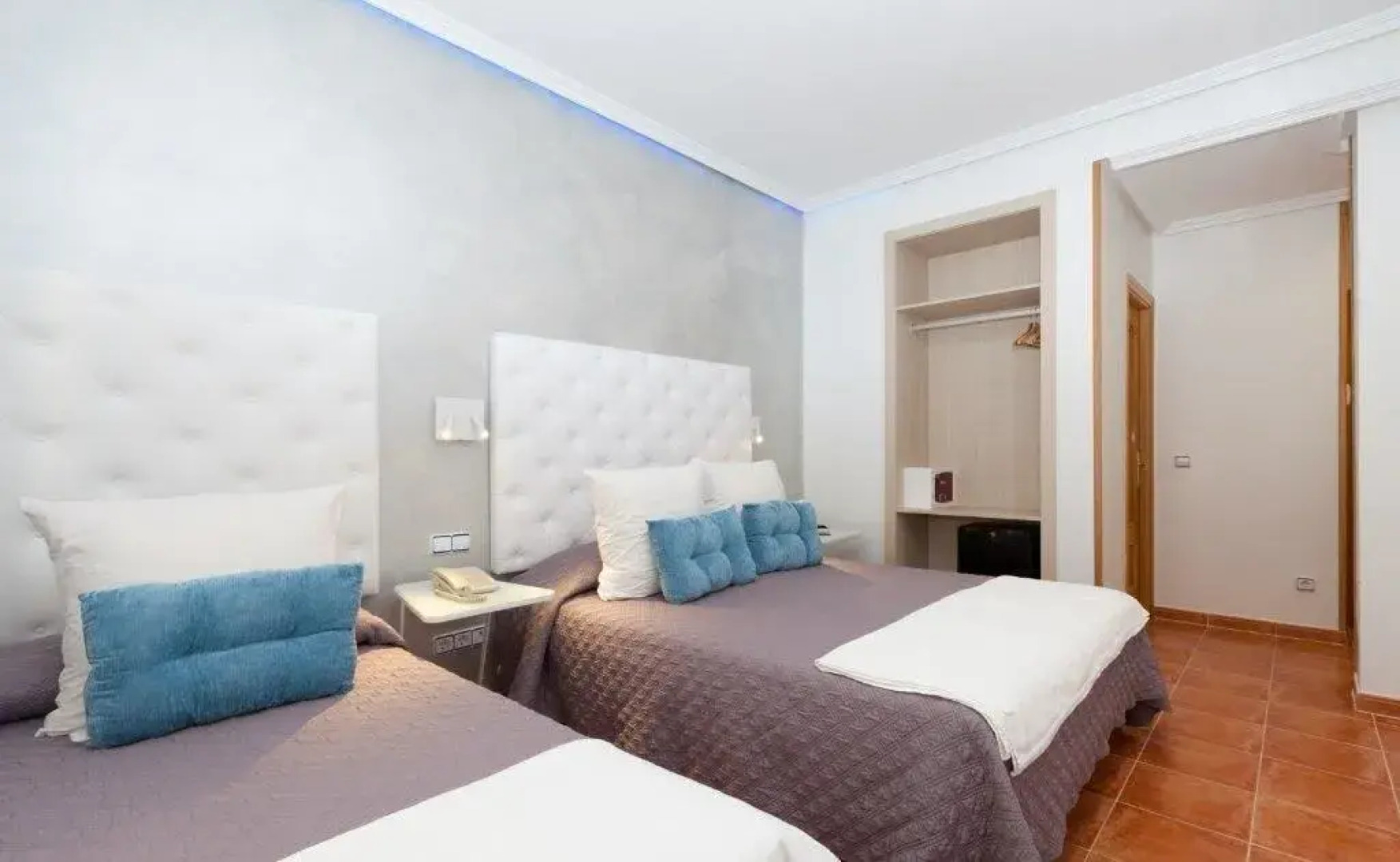 Hostal Las Fuentes - Adults Only