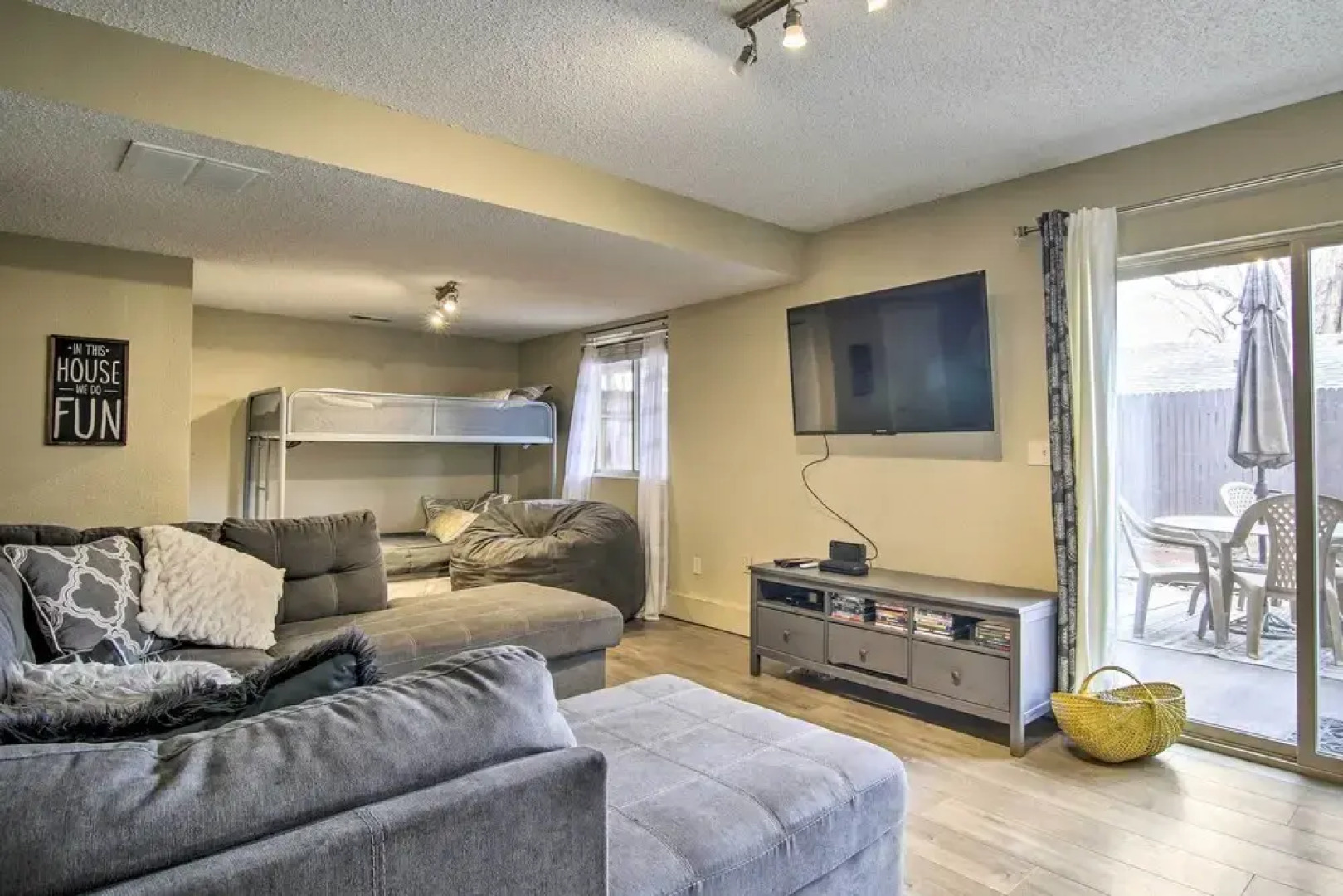 Manitou Springs Escape w/ A/C & Private Deck!