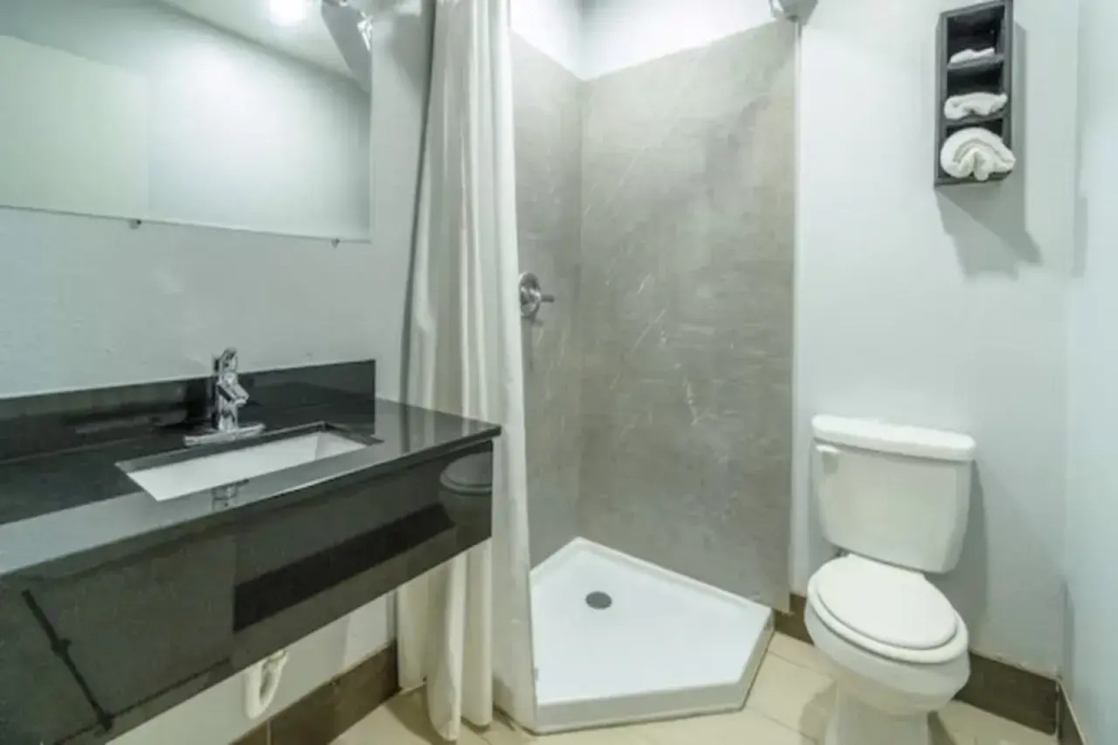 Xpress Inn & Extended Stays