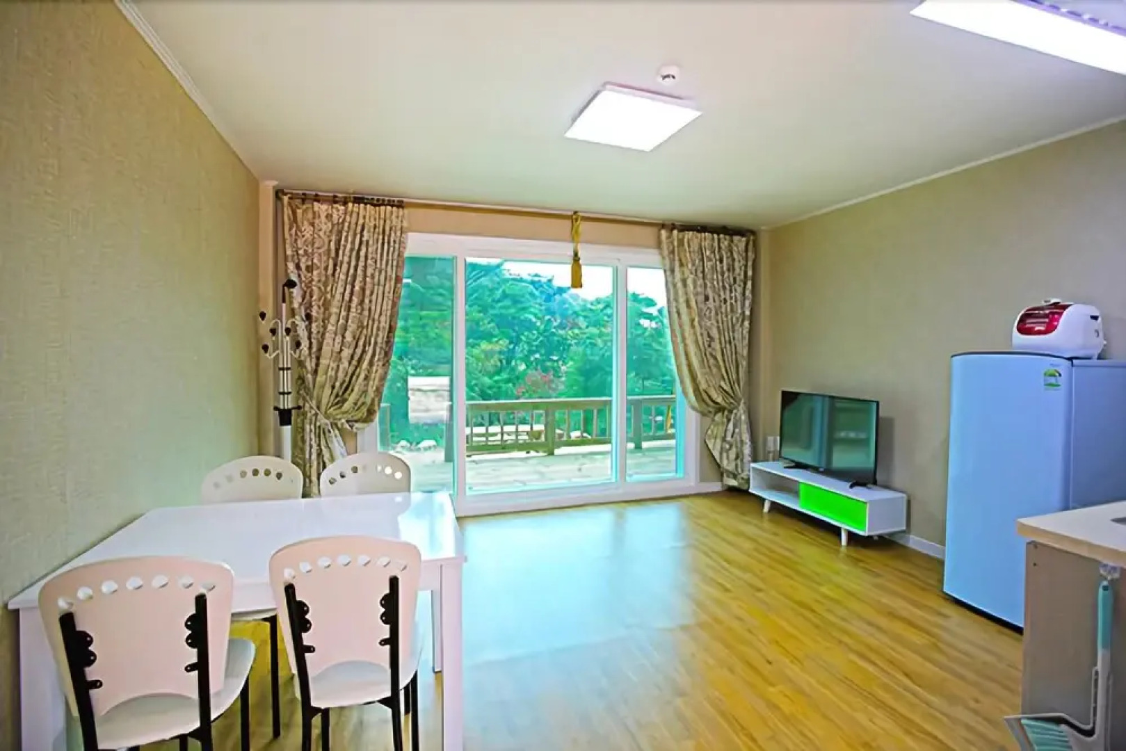 Sangju Sogli Mountain Munjangdae Pension