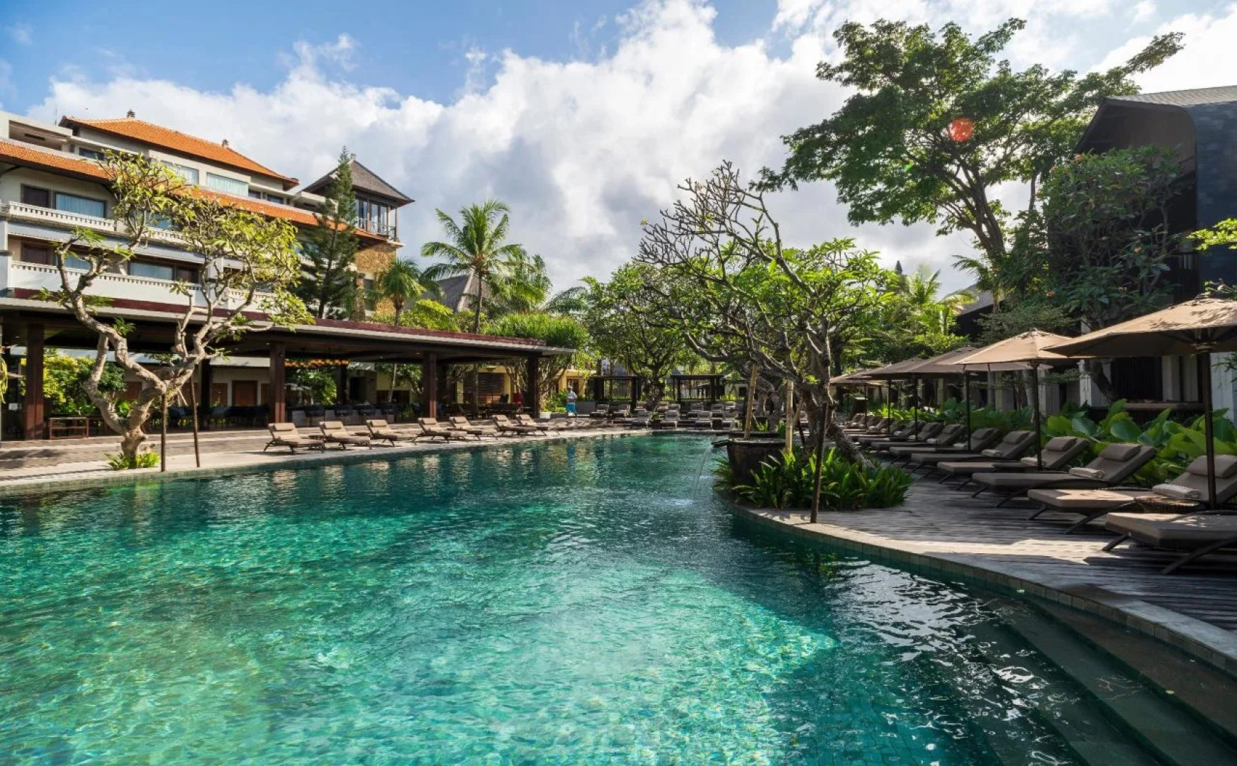 Курорт Ramayana Suites & Resort