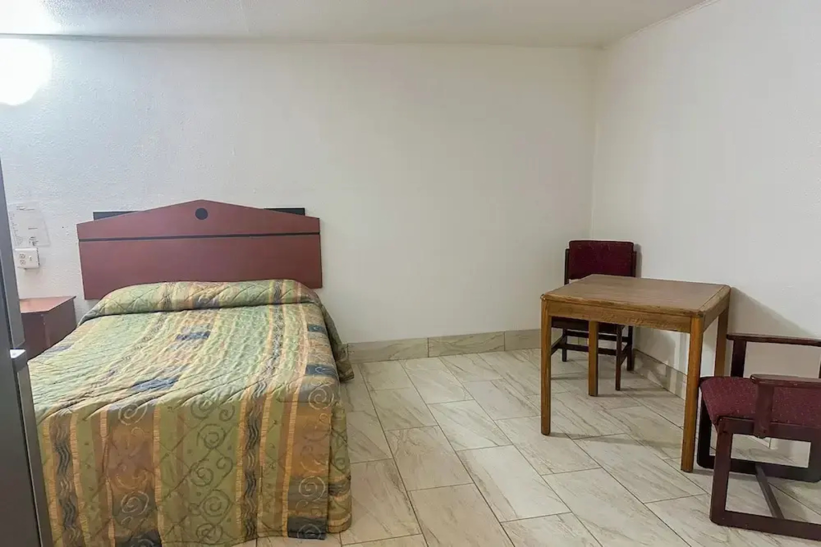 Shamrock Kings Inn By Oyo Marked Tree I-555