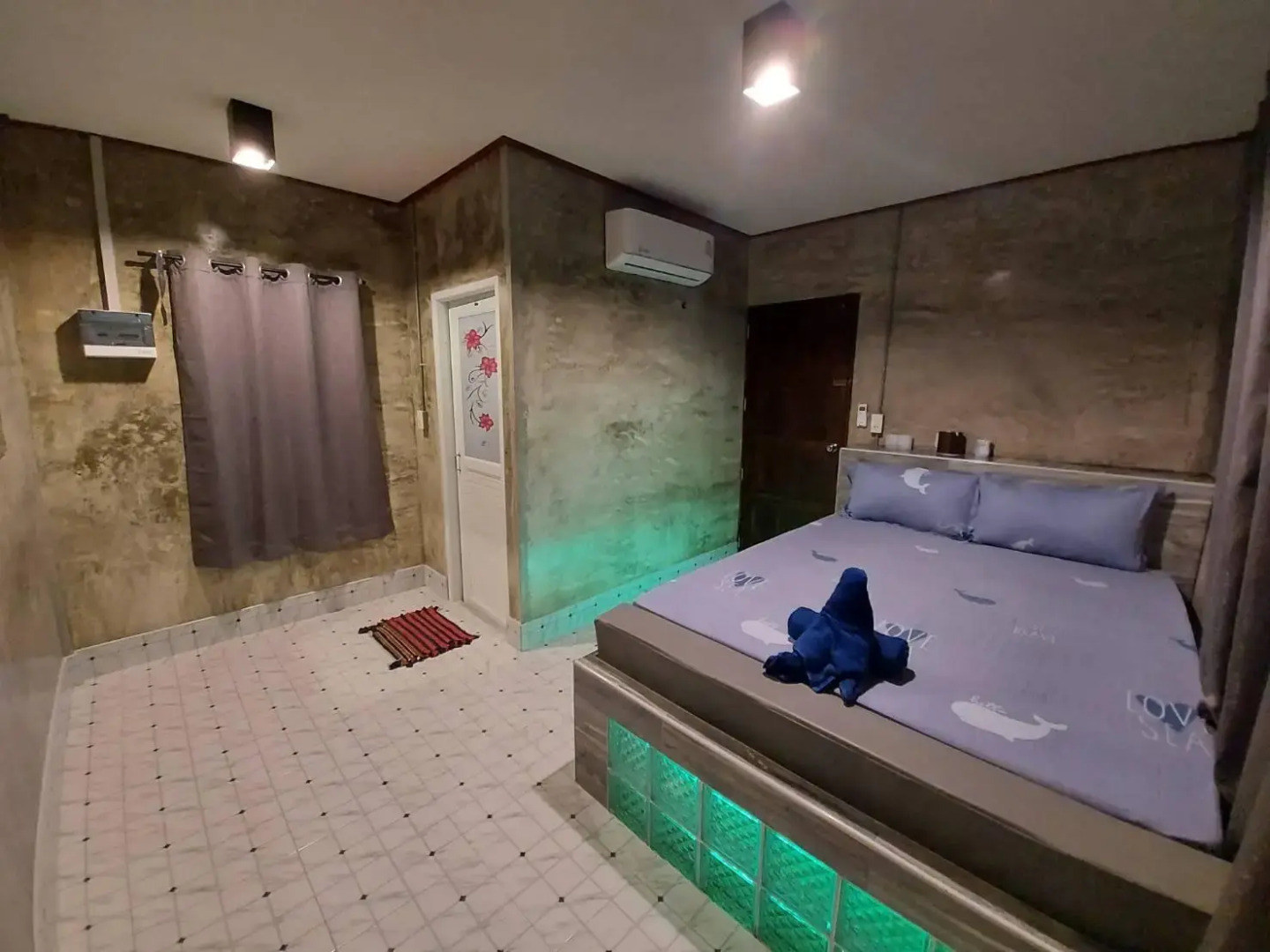 Charlie Resort Chumphon