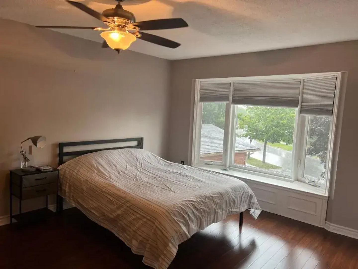 Fresh, Chic, Spacious Home With Everything U Need