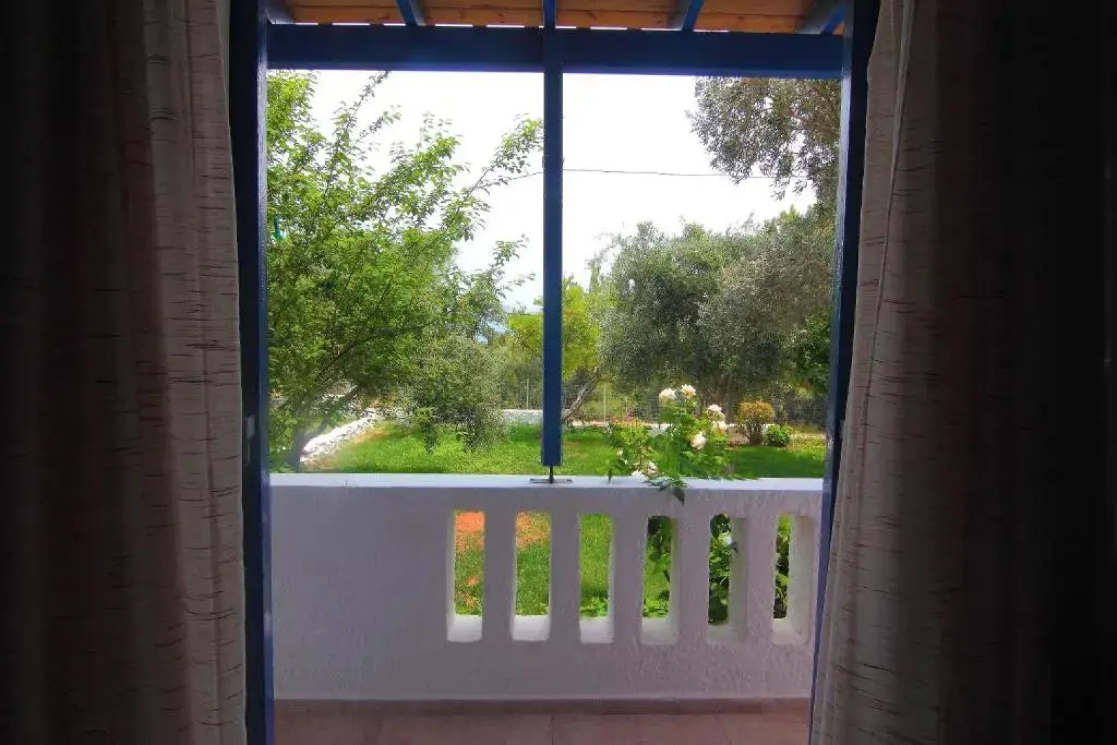 White Rock Apartments