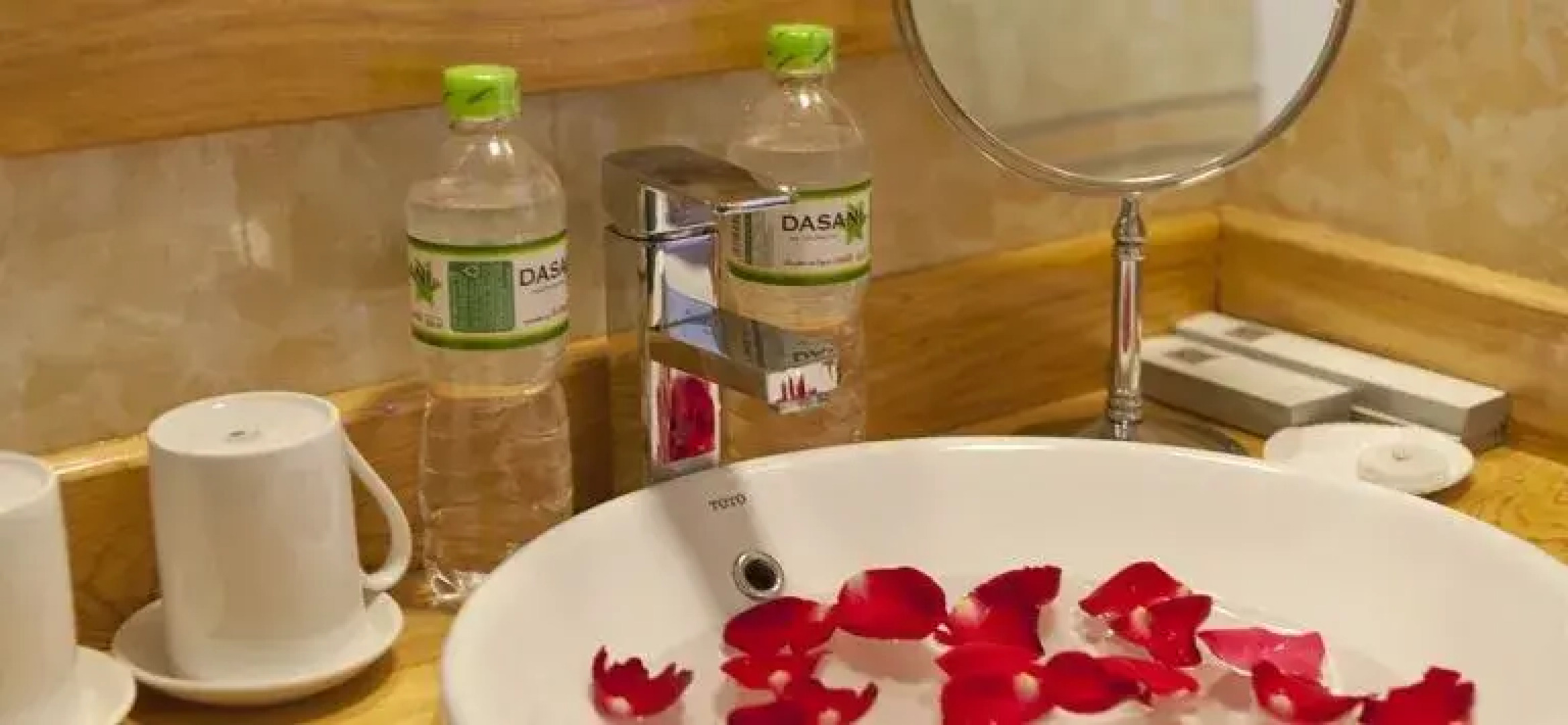 Eden Mountain View Hotel