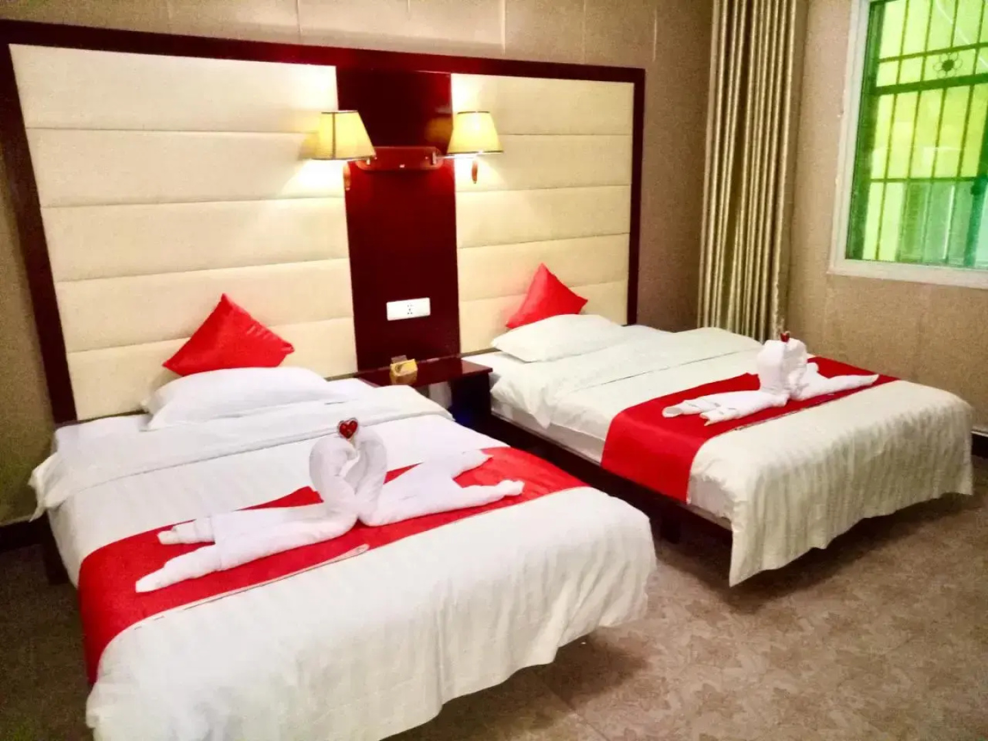 Xishuangbanna Aerial Garden Jinjiangnan Mekong River South Business Hotel