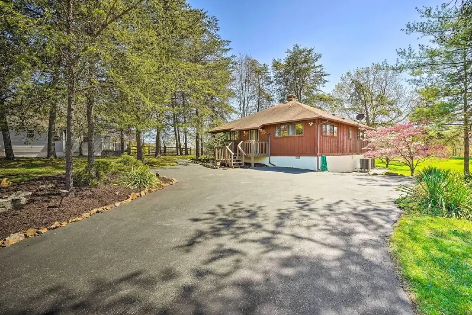 Retreat on The Woods Resort: Mtn View Golf Course!