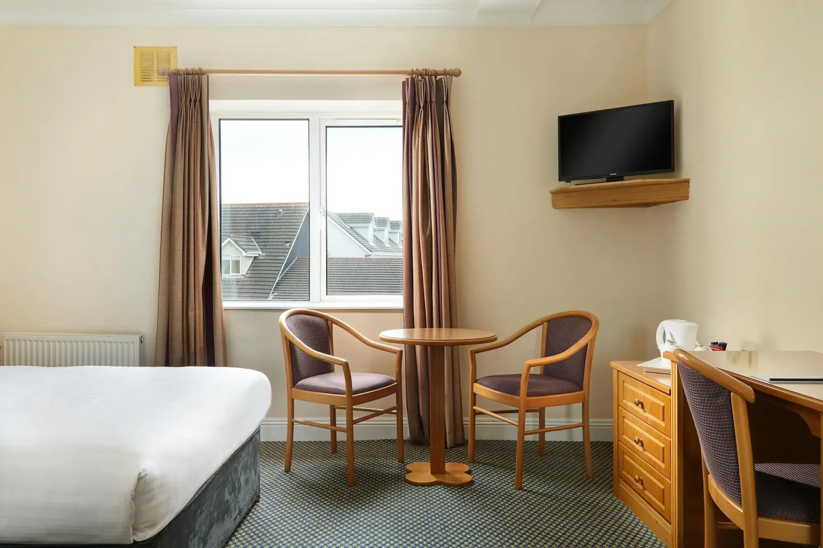 Waterford Marina Hotel