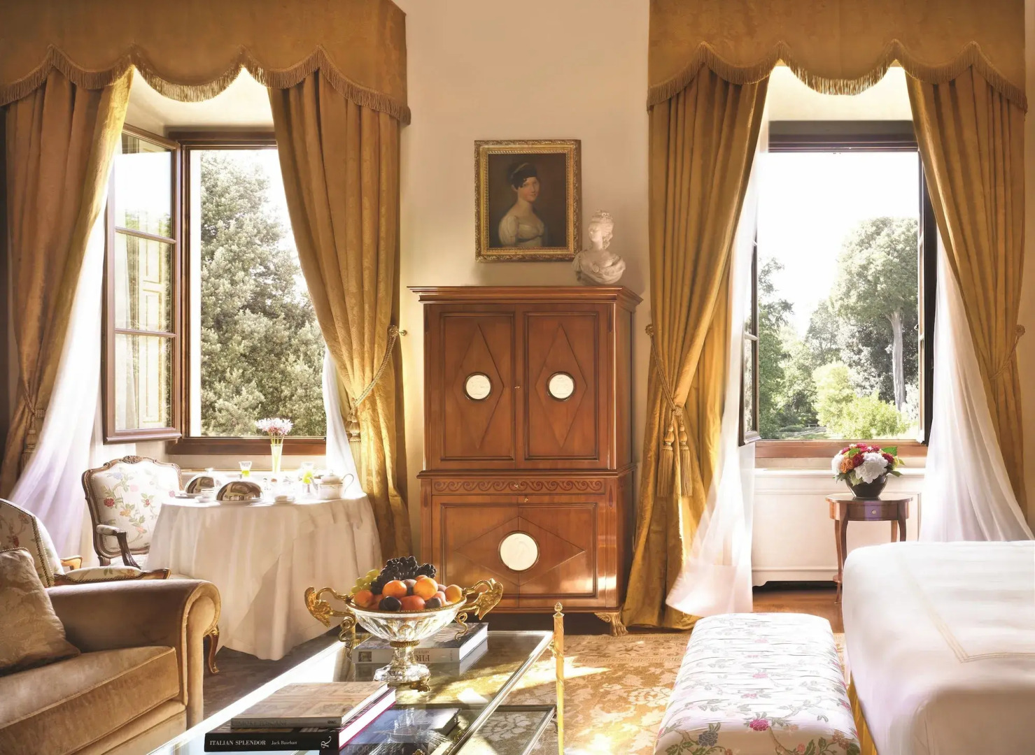 Отель Four Seasons Hotel Firenze