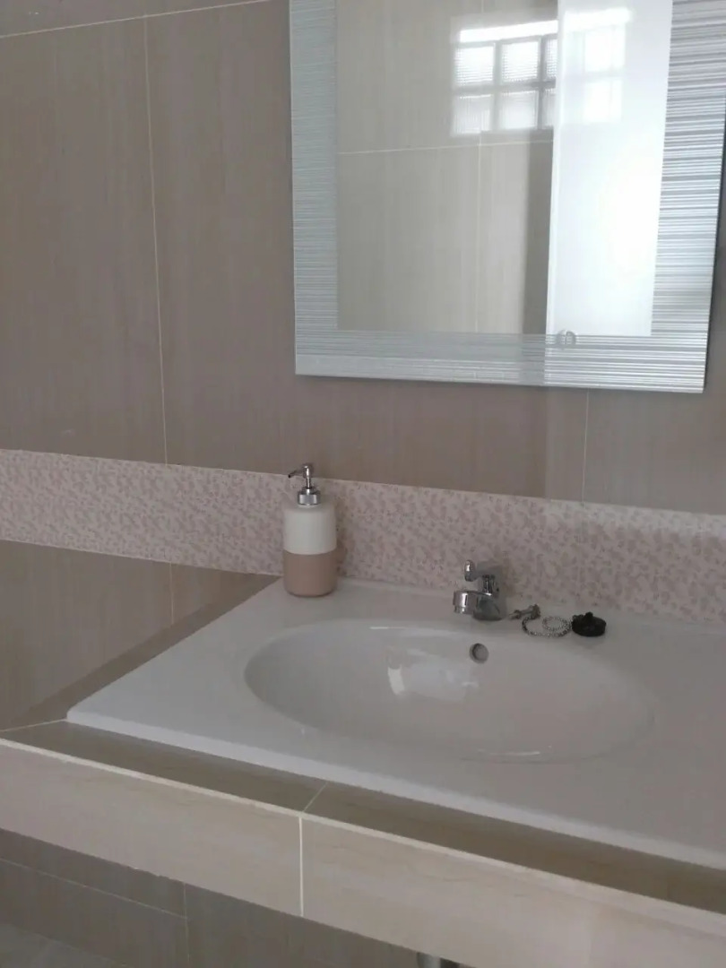 Maple House by Villa Istana Bunga