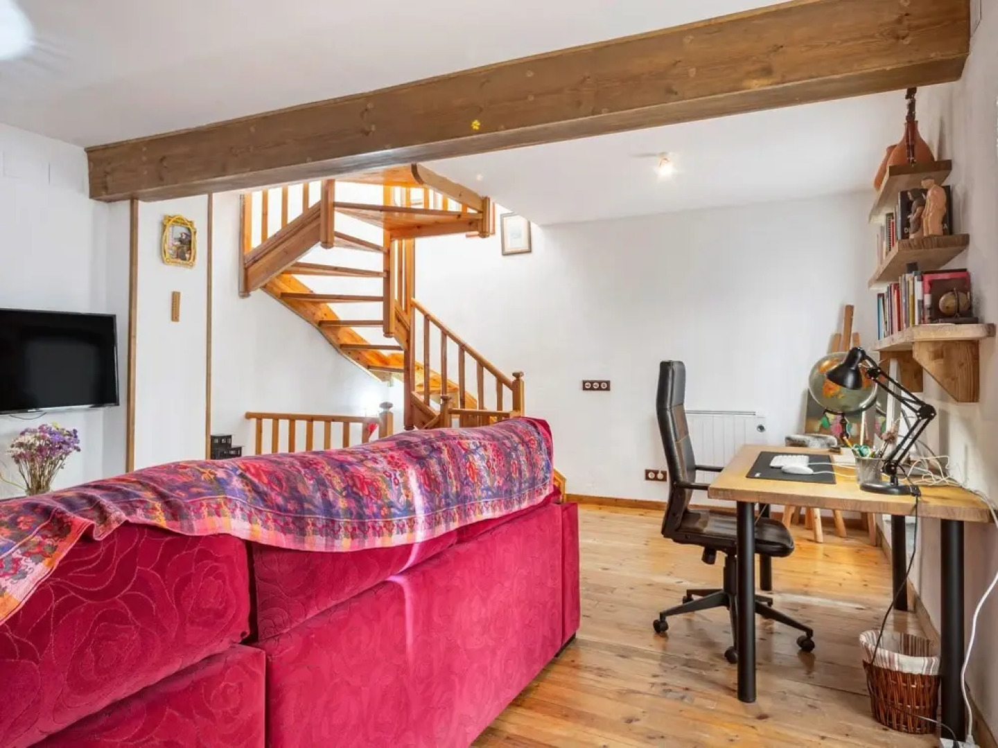 Captivating Mansion in Planolas With Balcony