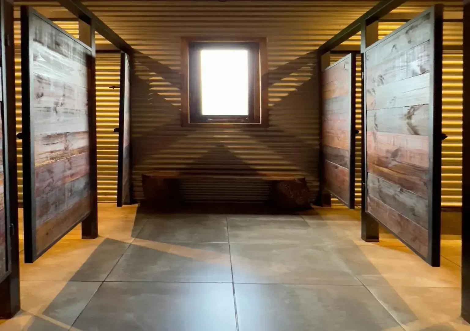 REFUGIO Natural Glamping