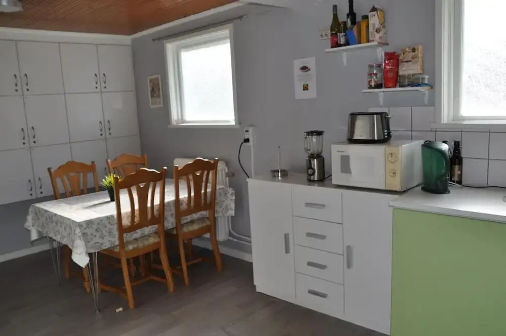 Roddaren Vandrarhem - Hostel