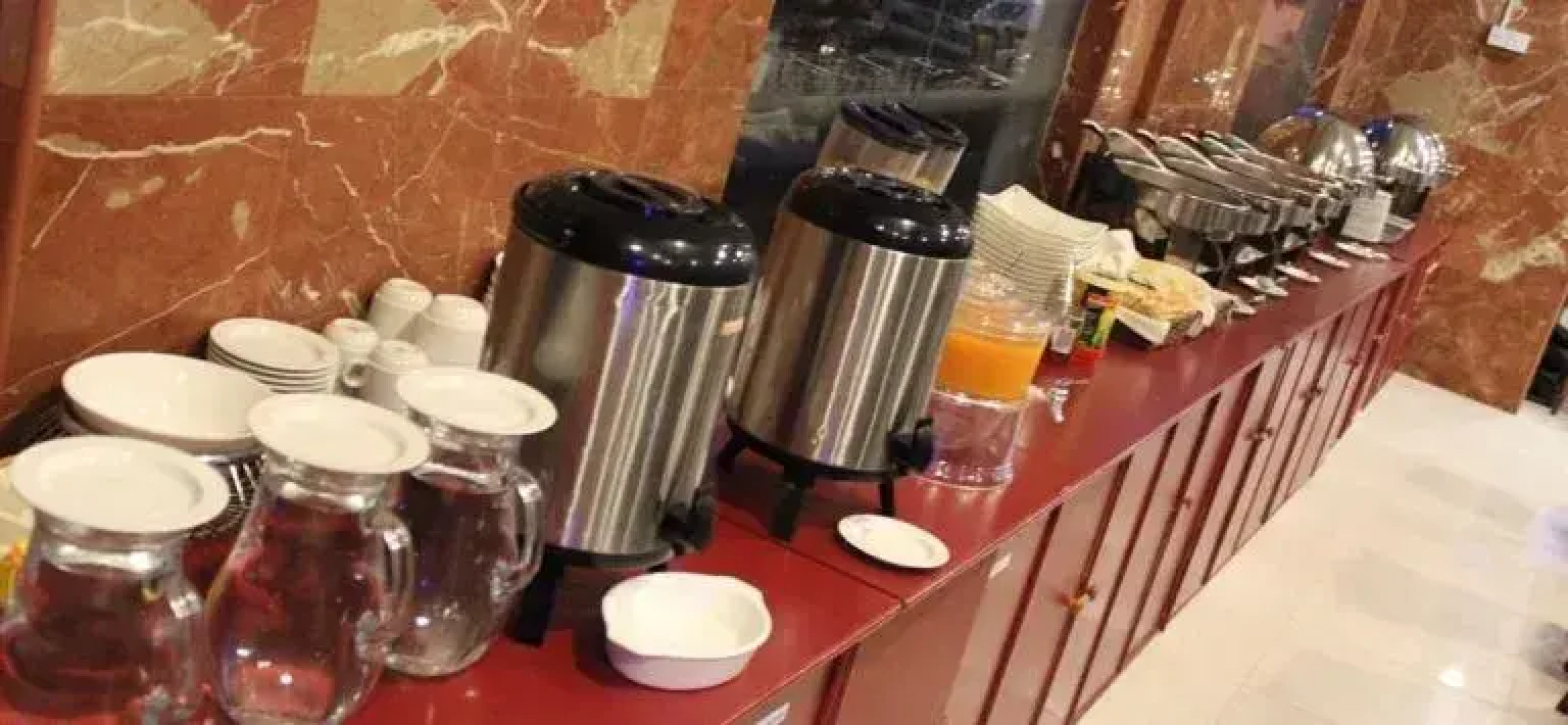 Raynor Hotel Apartments