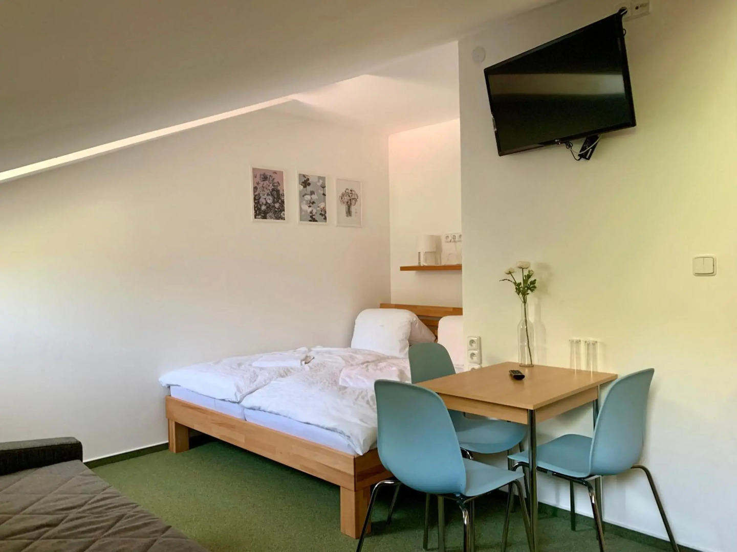 Mikulov - Inn - hotel s vinným sklepem Venuše