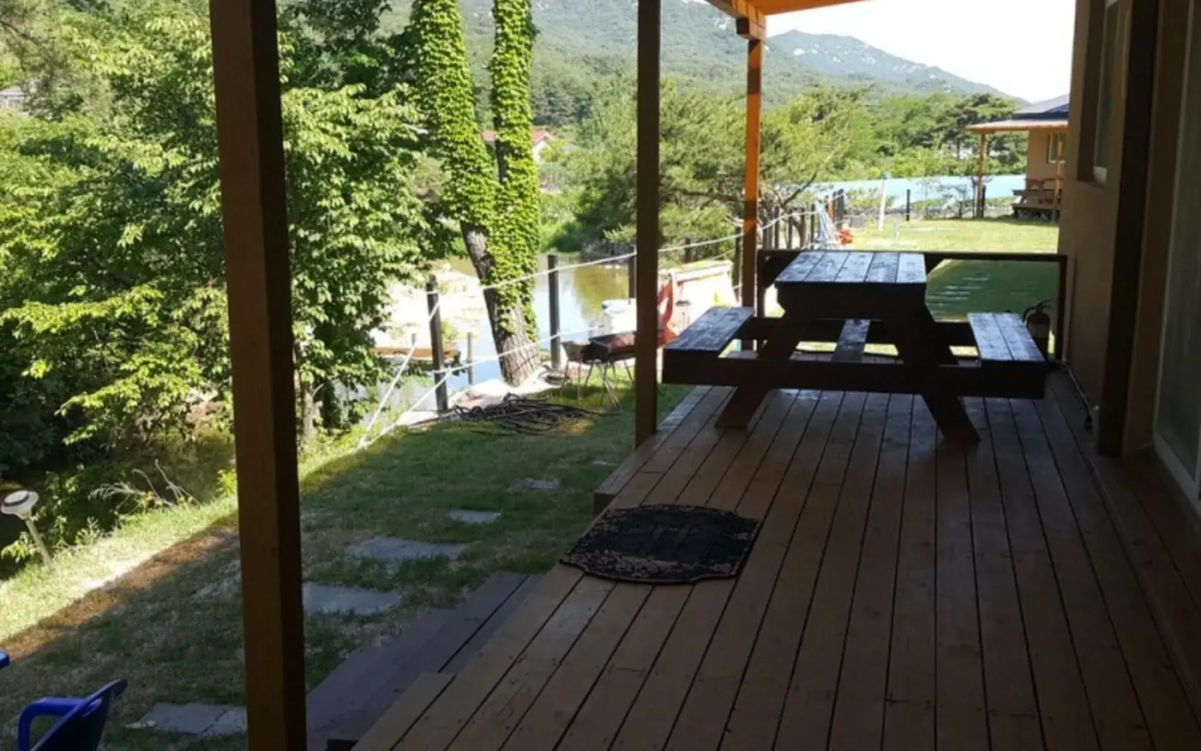 Sangju Yeoyuroun Hwangtojip Pension