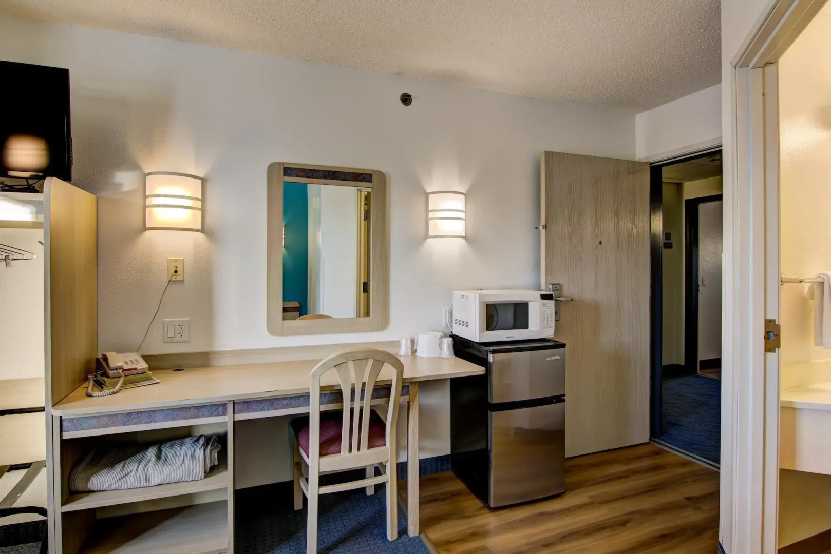 Econo Lodge Menomonie I-94