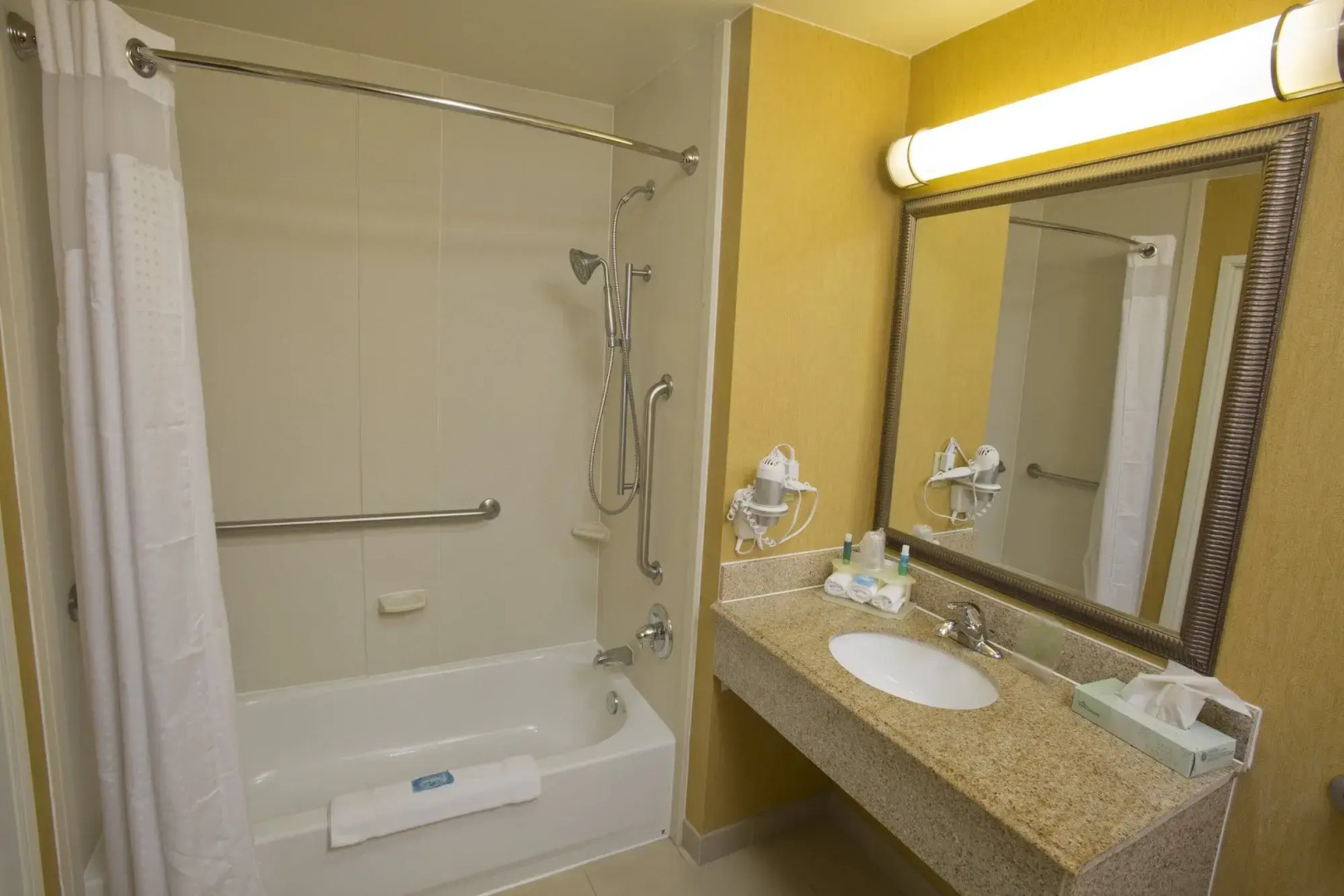 Holiday Inn Express NEW ALBANY