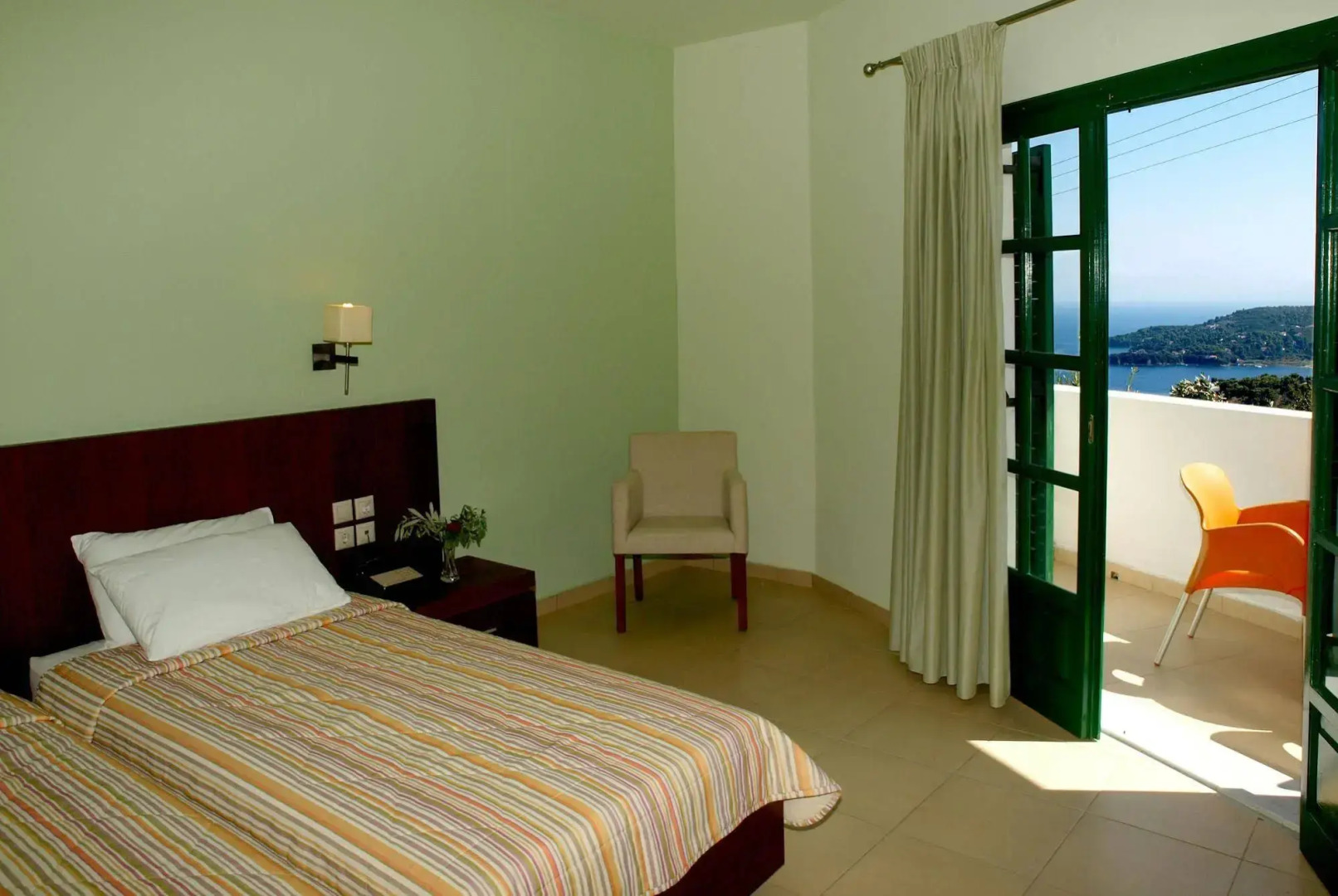 Skiathos Club Hotel Suites