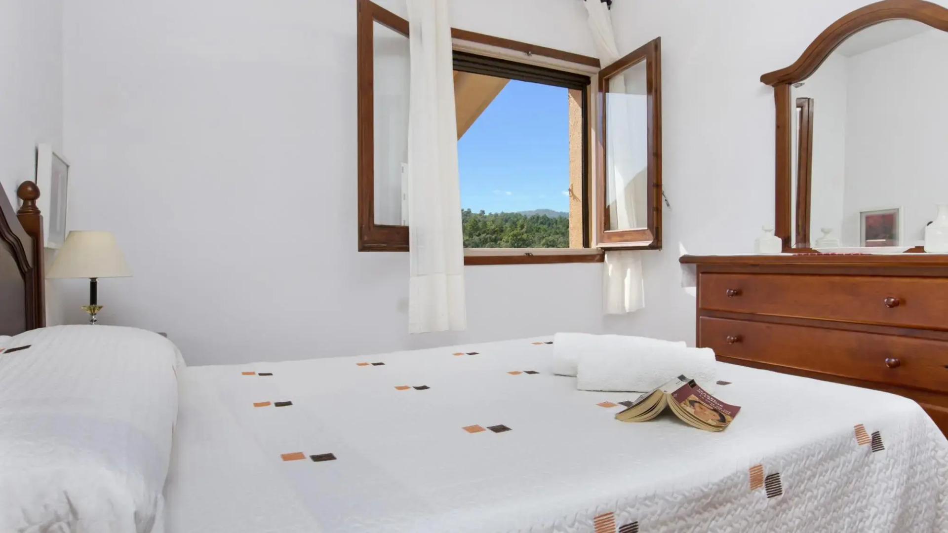 Cipresos 14pax in Vidreres