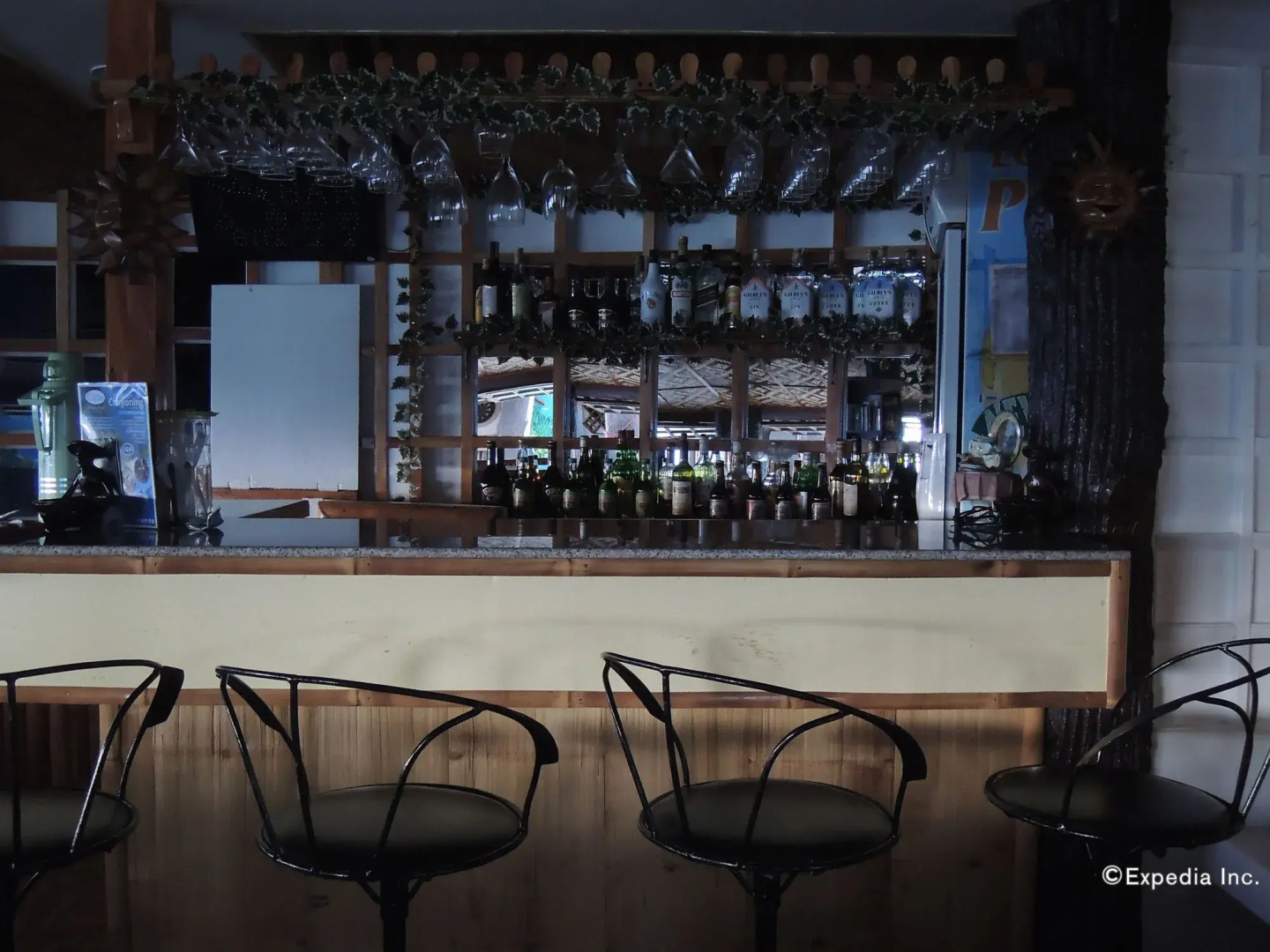 Love's Beach and Dive Resort