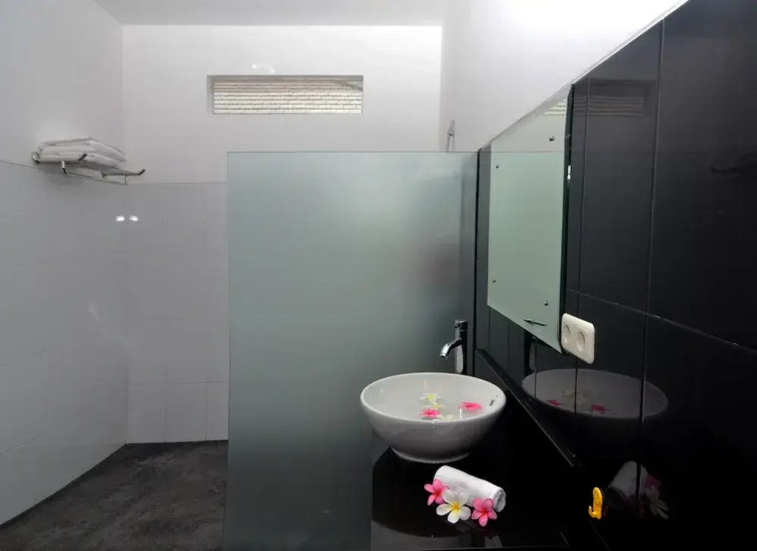 Lombok From Your Private Villa Sepuluh