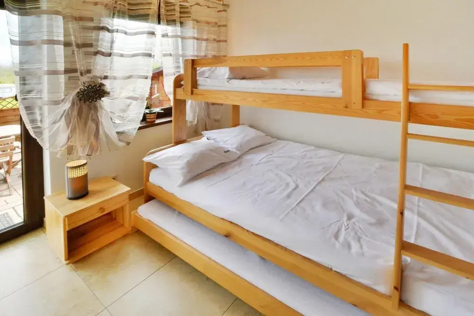 Apartment in Sianozety Near Sandy Beach