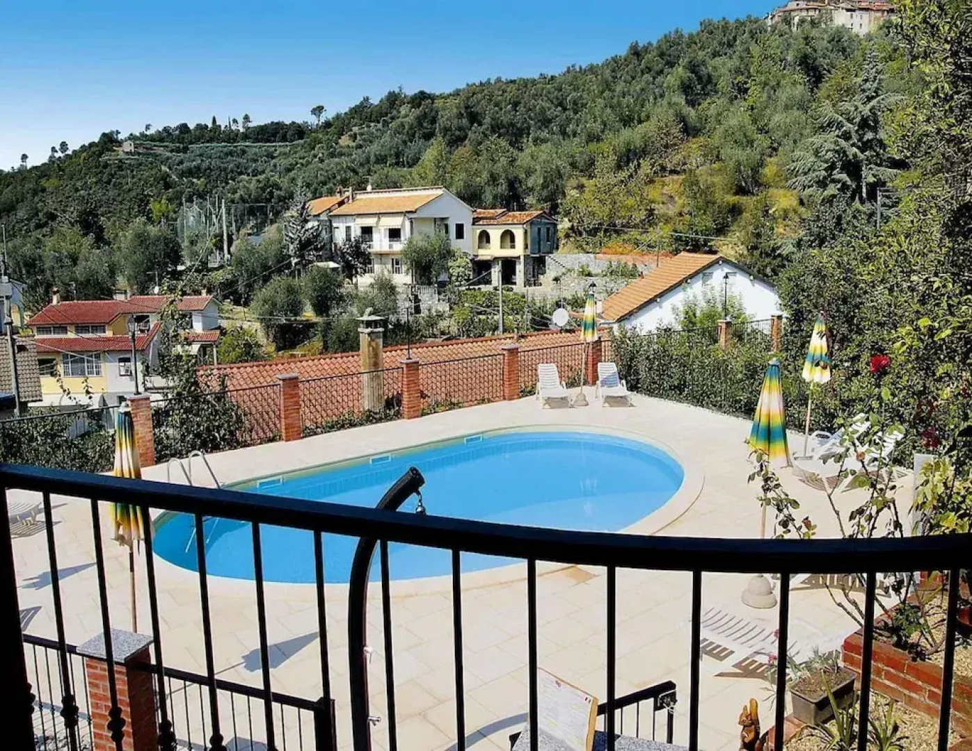 Apartment in Castellaro With Garden