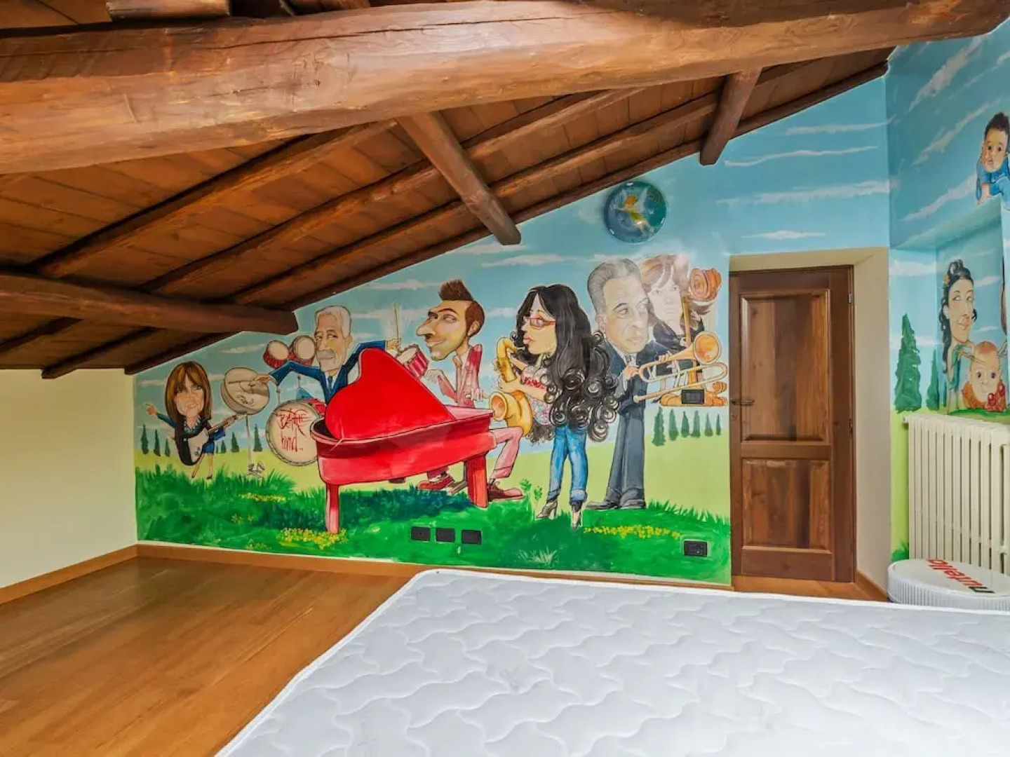 Vintage Castle in Vetralla With Swimming Pool