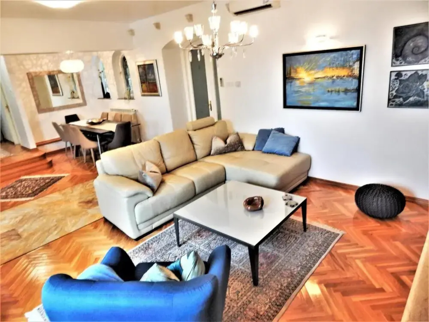 Villa Umag in Umag With 5 Bedrooms and 5 Bathrooms
