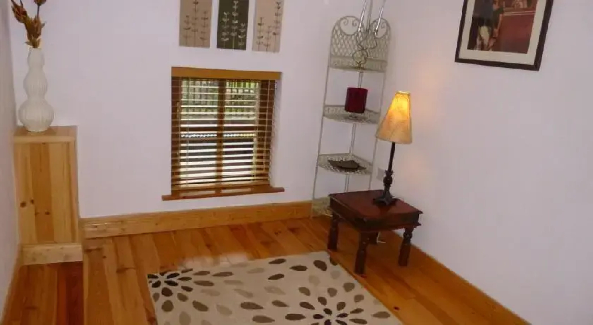 Belan Lodge - Courtyard Accommodation,"The Francis Richard"