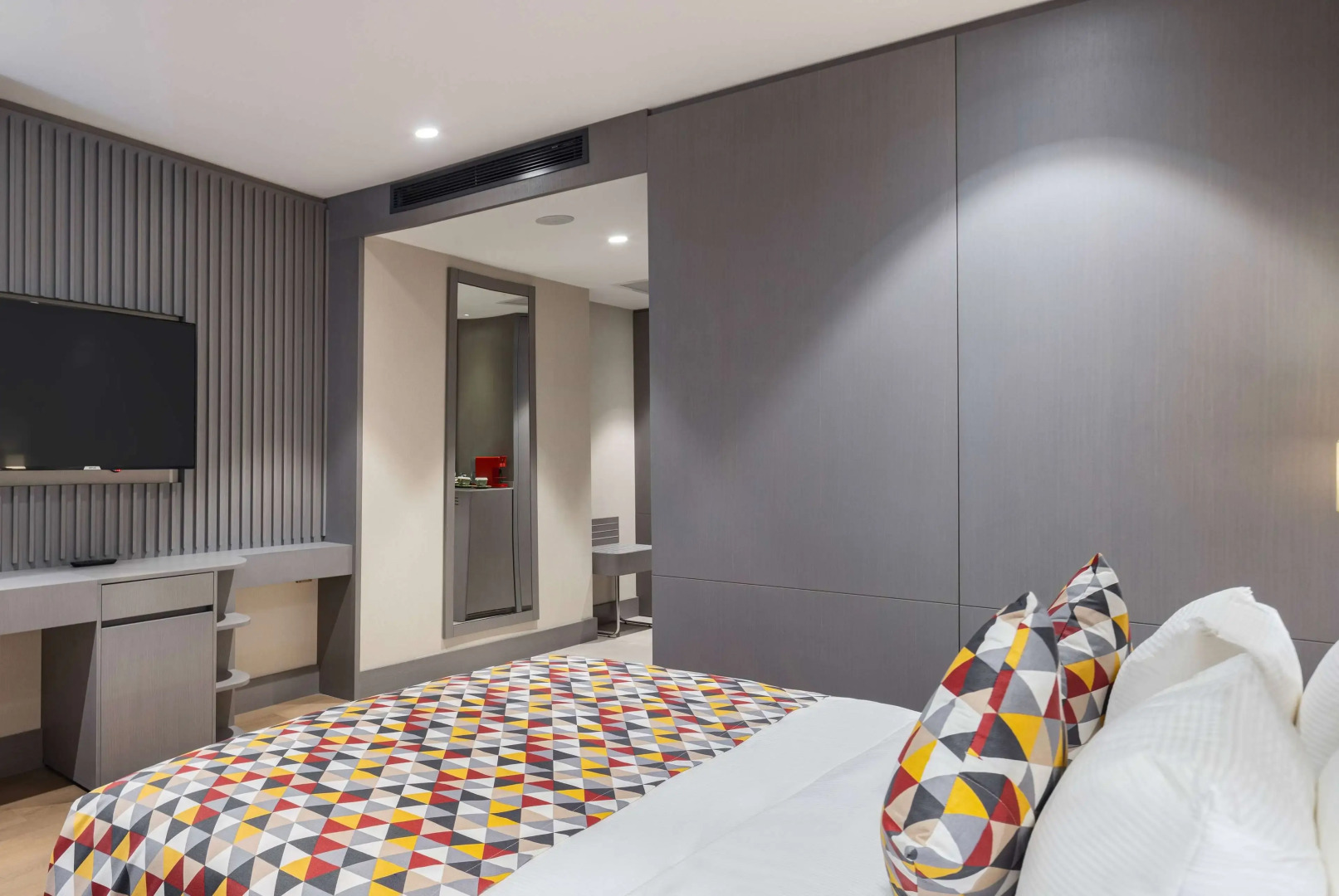 Отель Ramada Plaza By Wyndham Batumi