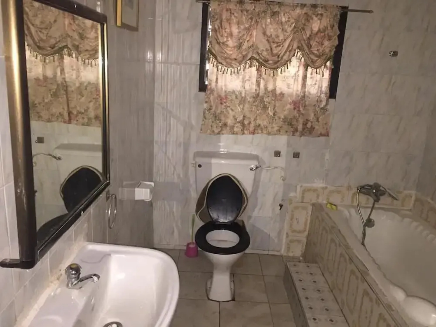 Gya-son Royal Guesthouse