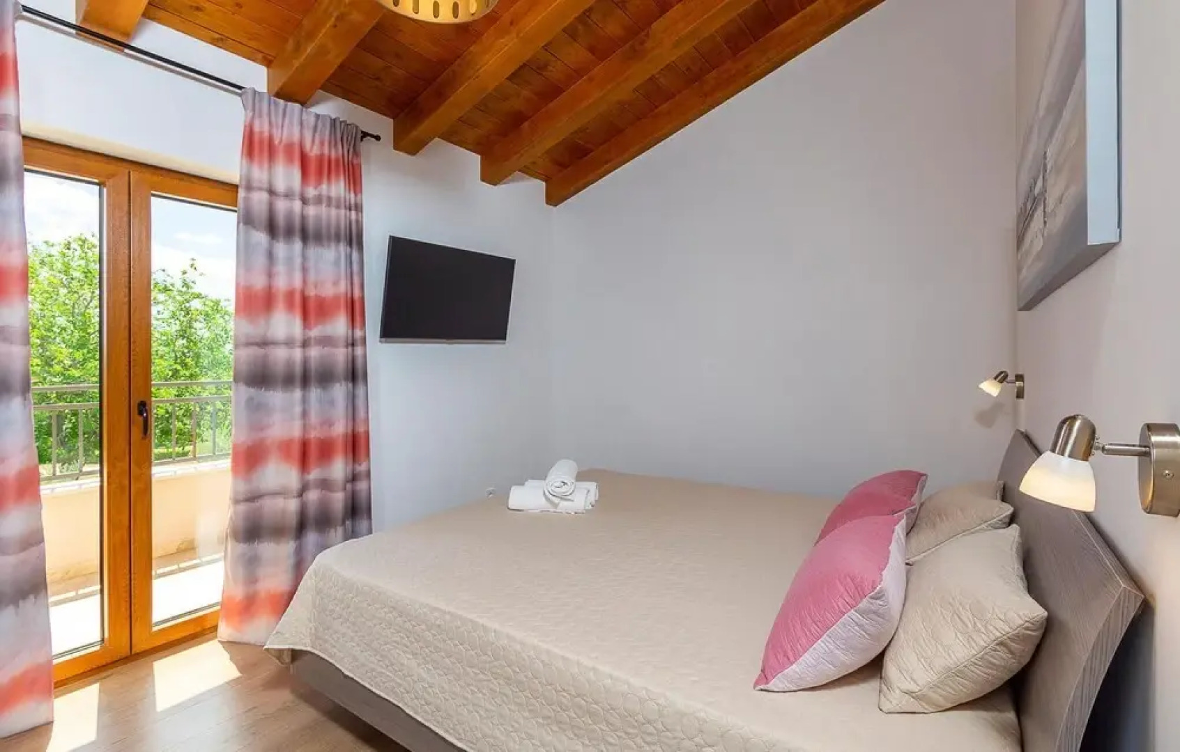 Amazing Home in Vizinada With 3 Bedrooms, Wifi and Outdoor Swimming Pool