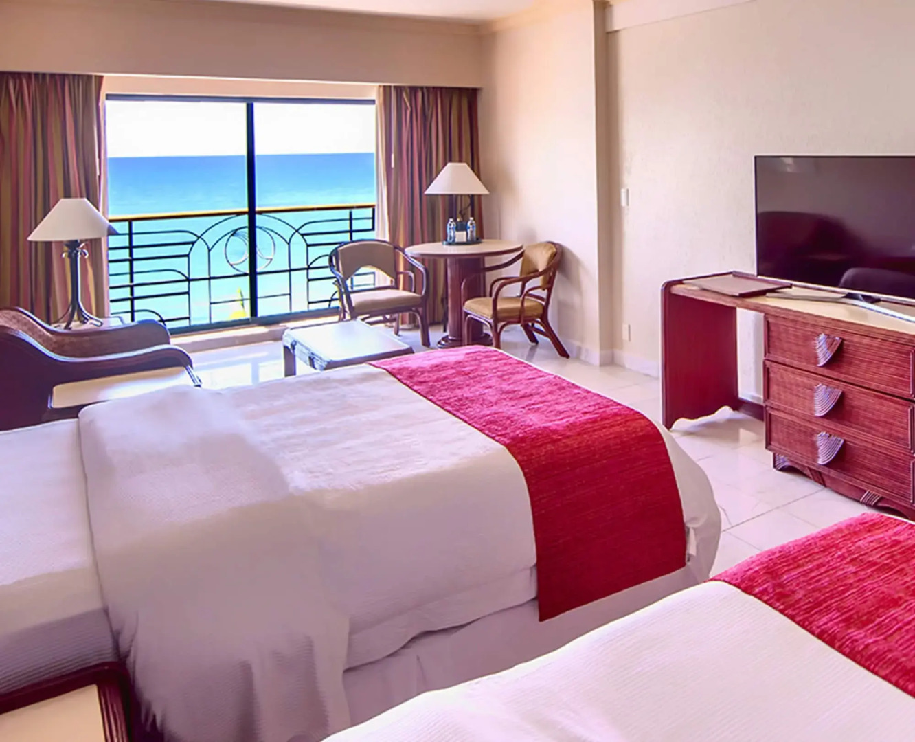 Hotel San Carlos Plaza