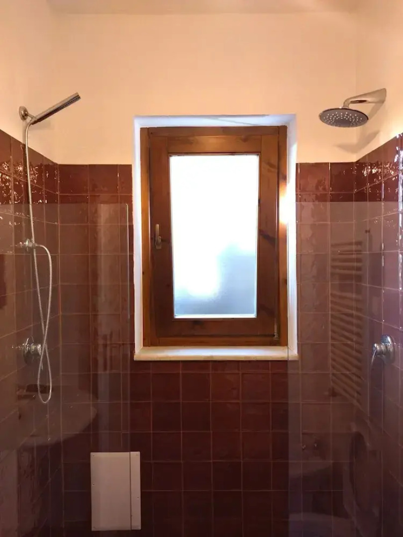 Unique Countryside Loft Room, Near Naples