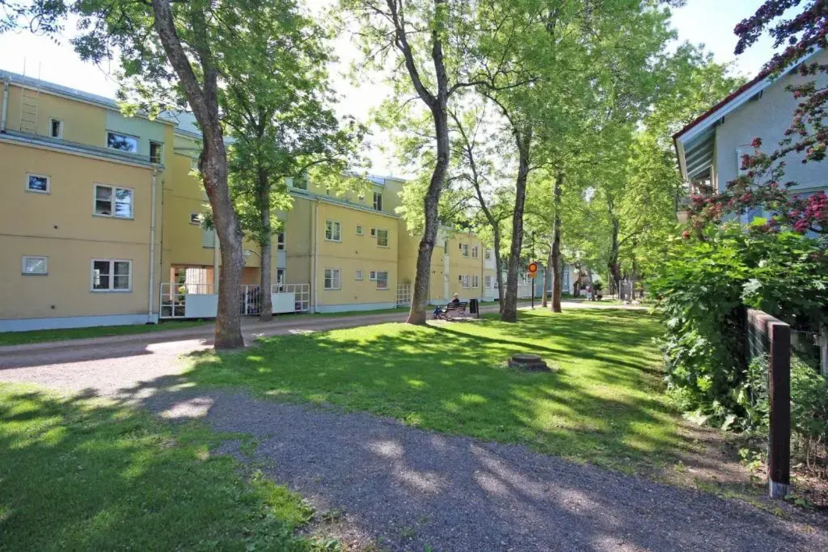 Majoitushuoneisto Tuomipuisto