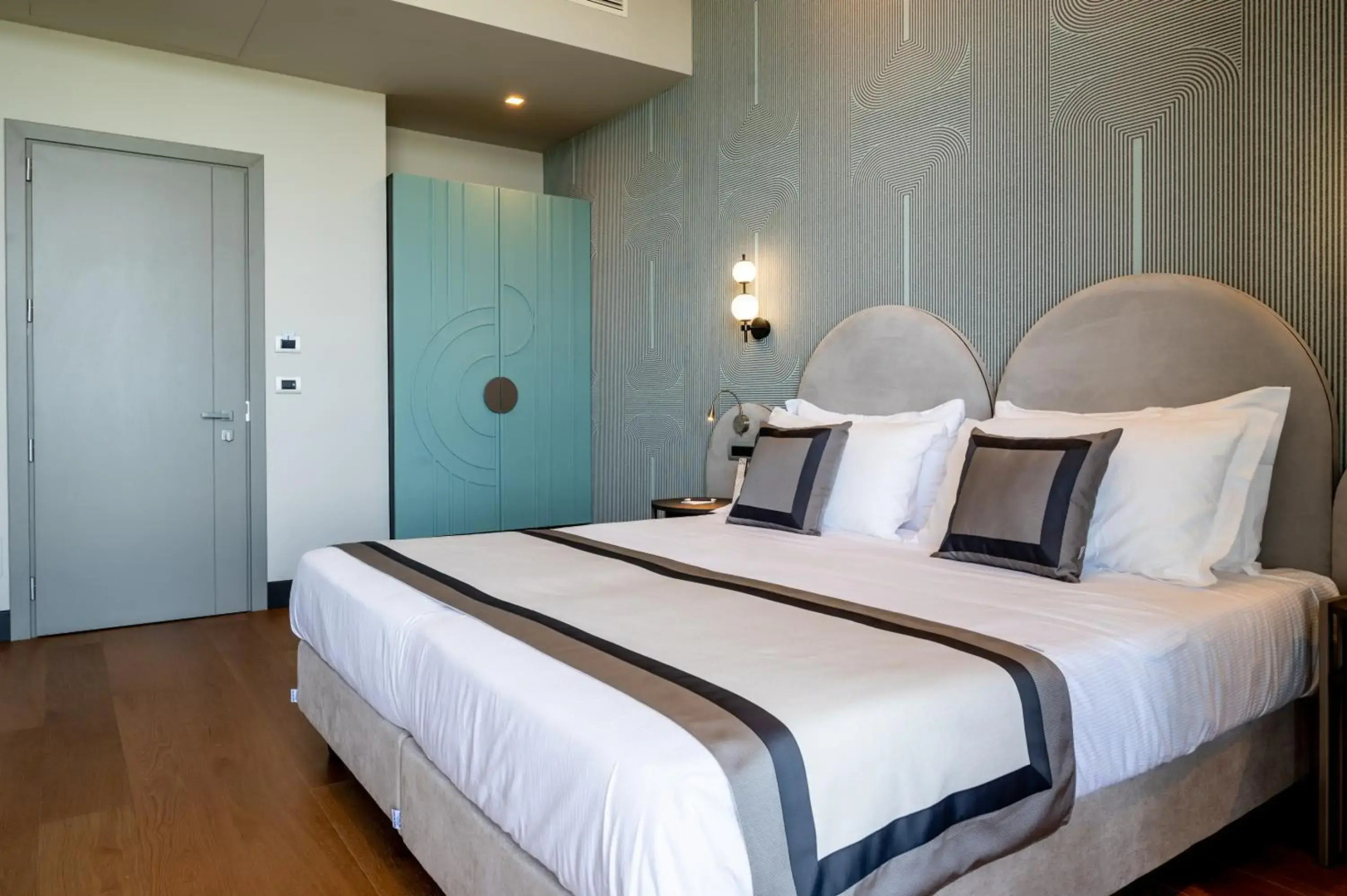 Отель Grand Hotel Torre Fara