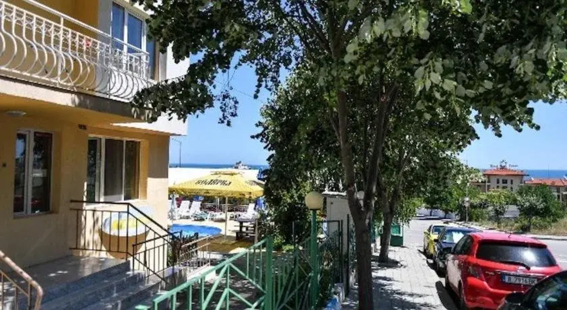Laguna Family Hotel