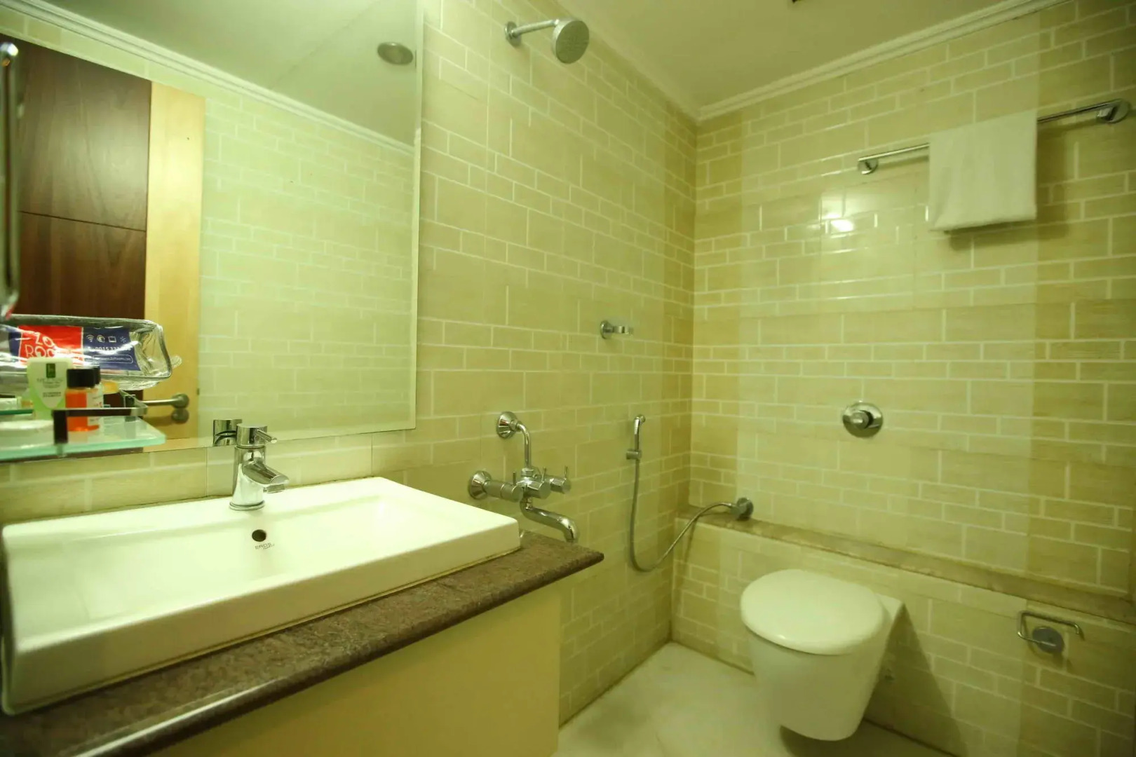 OYO Premium Brigade Road 2