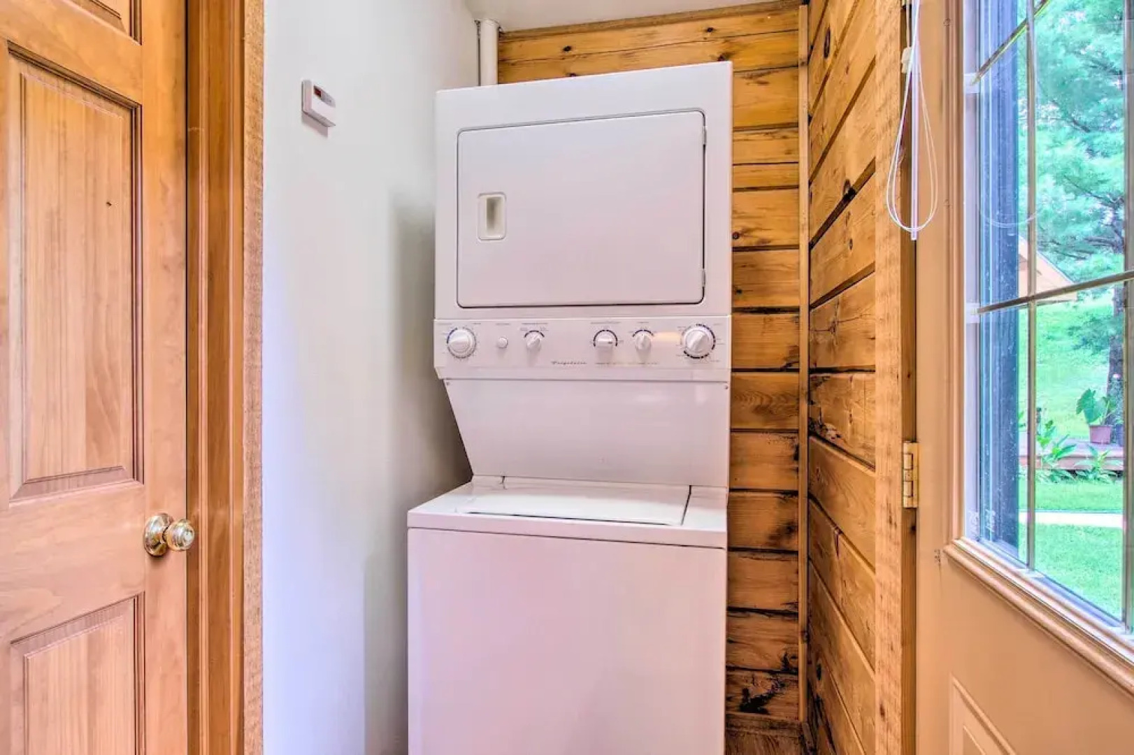 Pet-friendly Warrens Cabin w/ Fire Pit!